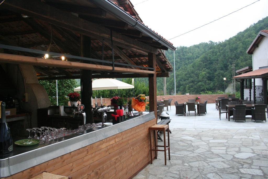 Agriturismo Cascina Del Vai 카이로 몬테노테 외부 사진