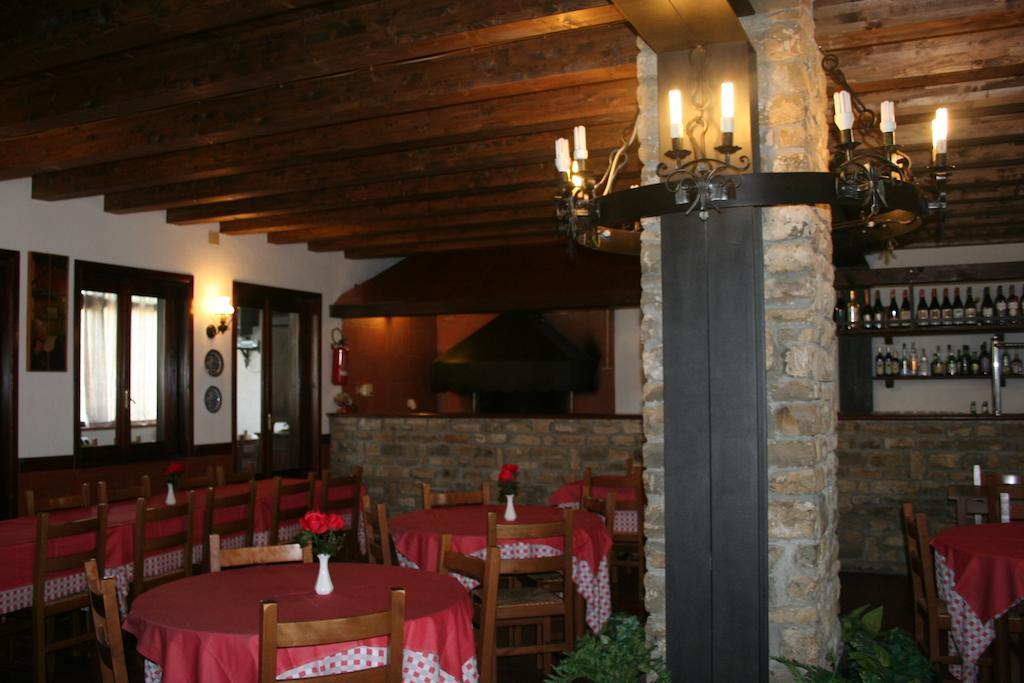 Agriturismo Cascina Del Vai 카이로 몬테노테 외부 사진