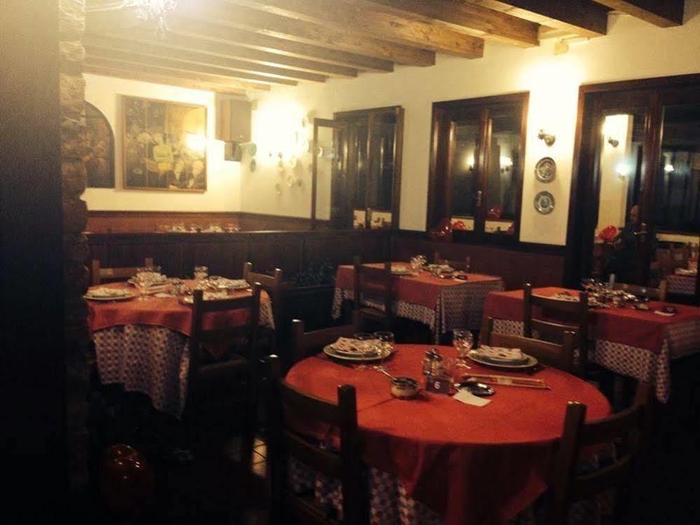Agriturismo Cascina Del Vai 카이로 몬테노테 외부 사진